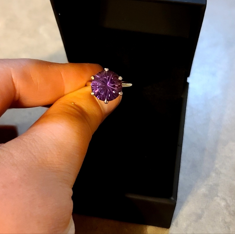 New Zales Sz 7 Sterling Silver Amethyst Solitaire
